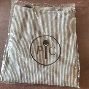 Brand New Pampered Chef apron